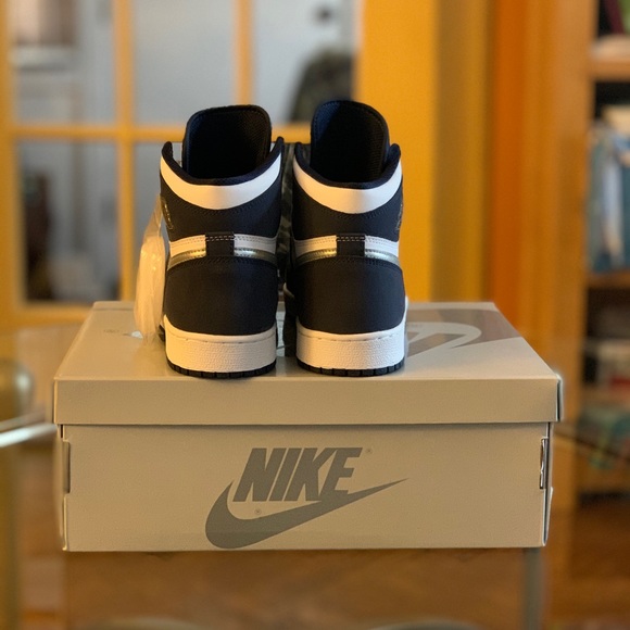 Jordan 1 Midnight Navy - Picture 5 of 9